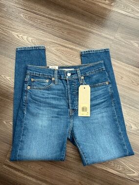 Levi's High-Rise Skinny Jeans in Classic Blue